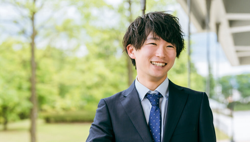 レイヤーカットの男性