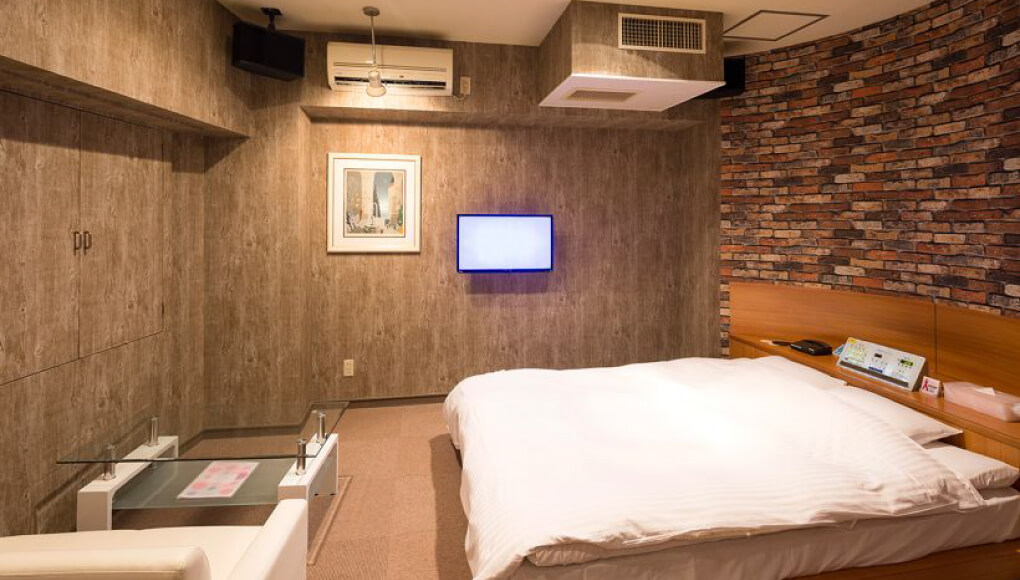 HOTEL LET'S SUSUKINO