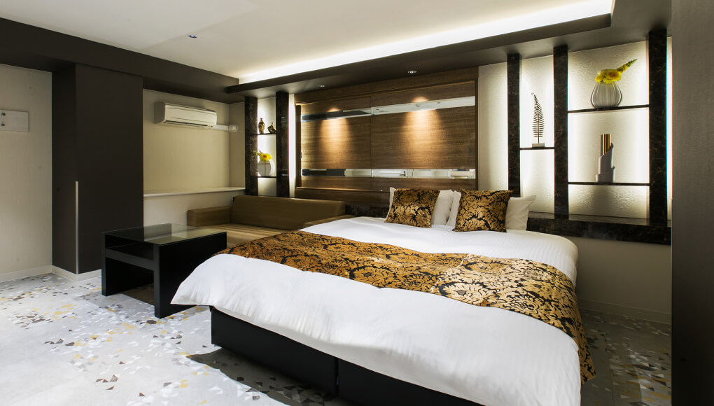 HOTEL LUANA